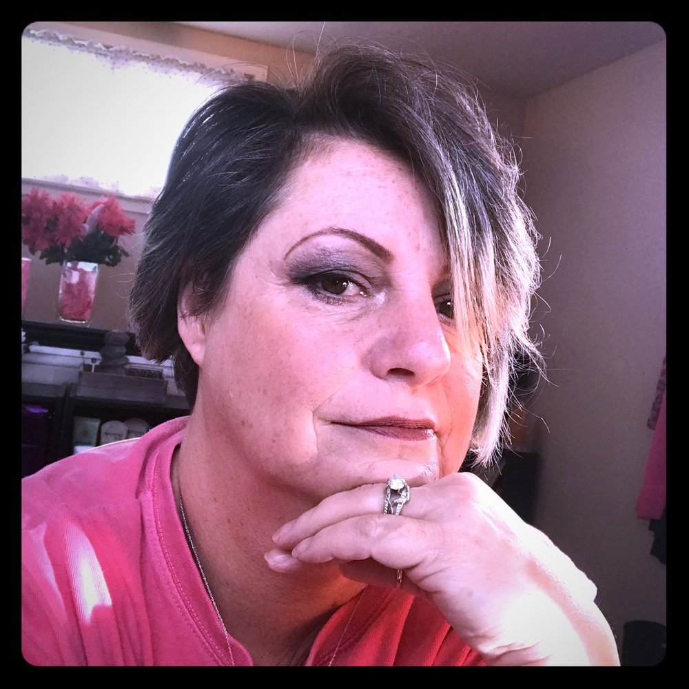 Meet your Posher, Jacqueline